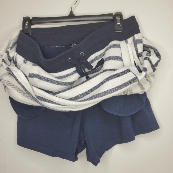 Jones New York Athletic Golf / Tennis Skort - Picture 5 of 11